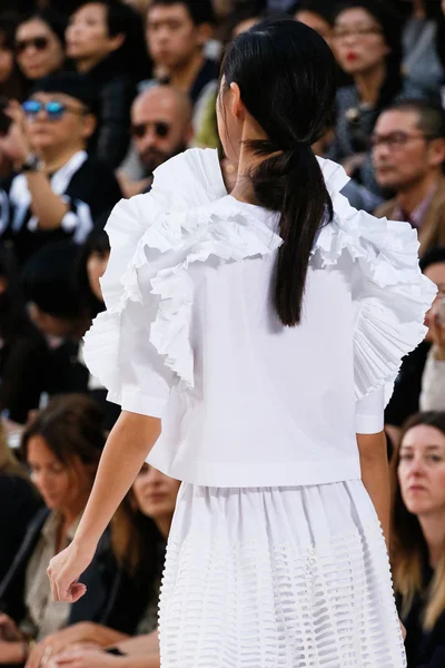Look 34